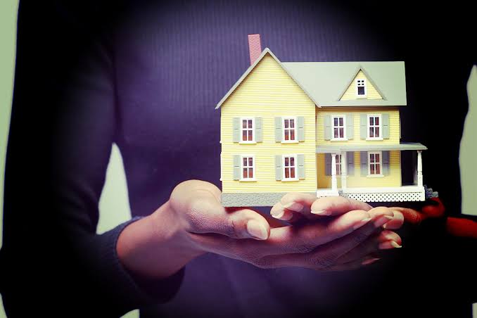 Seguros de vida vinculados a hipotecas: ¿Es legal contratarlos fuera del banco? 1 Seguros de vida vinculados a hipotecas: ¿Es legal contratarlos fuera del banco?